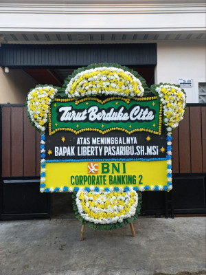 Papan Bunga Duka di Kepulauan Romang